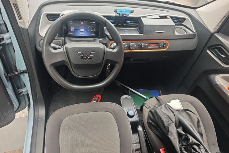 Used Wuling Hongguang MINIEV 2020 Enjoy Edition Lithium-Ion Battery Center Console