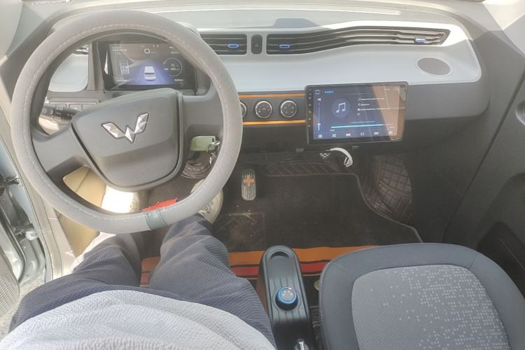 Used Wuling Hongguang MINIEV 2020 Zizai Version Lithium-NMC Center Console