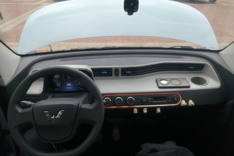 Used Wuling Hongguang MINIEV 2020 Enjoy Edition Lithium-Ion Battery Center Console