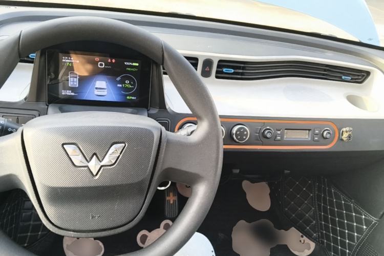 Used Wuling Hongguang MINIEV 2020 Enjoy Edition Lithium-Ion Battery Center Console