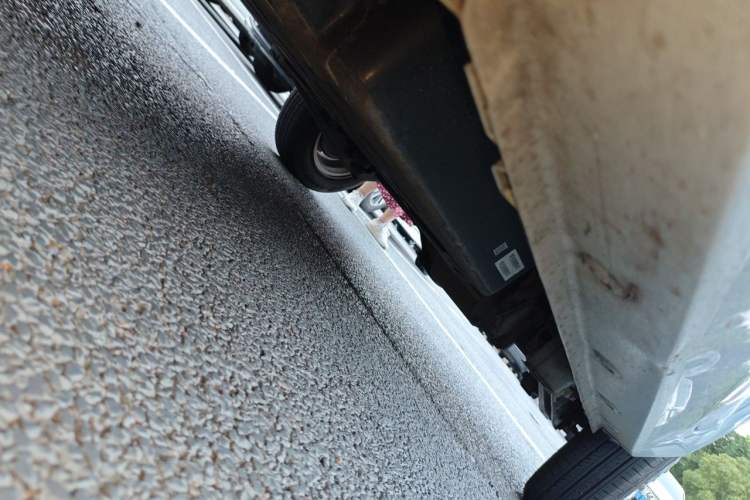 Used Wuling Hongguang MINIEV 2020 Zizai Version Lithium-NMC Chassis Front Left