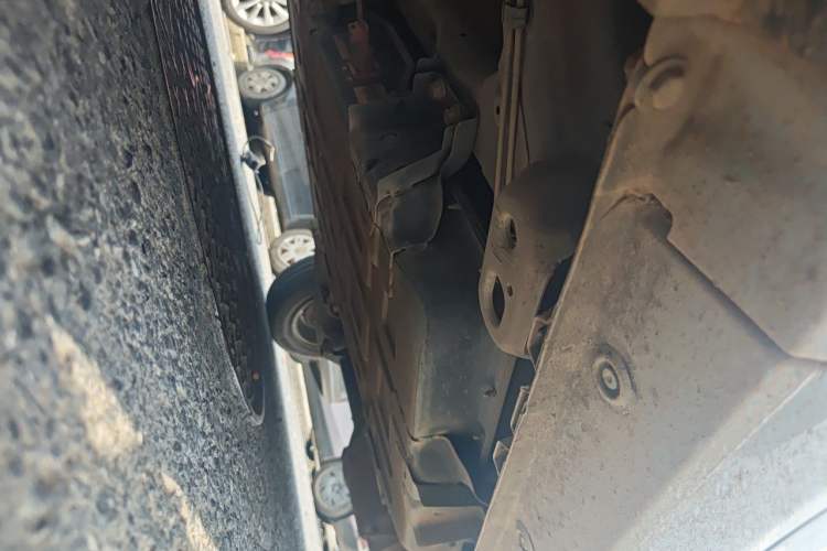 Used Wuling Hongguang MINIEV 2020 Zizai Version Lithium-NMC Chassis Front Left