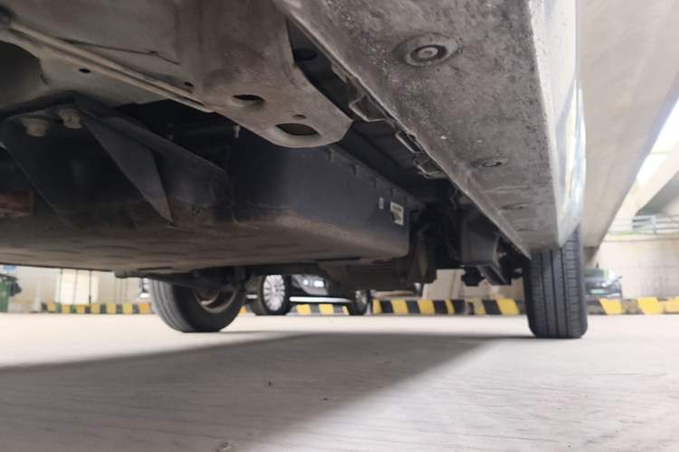 Used Wuling Hongguang MINIEV 2020 Zizai Version Lithium-NMC Chassis Front Left