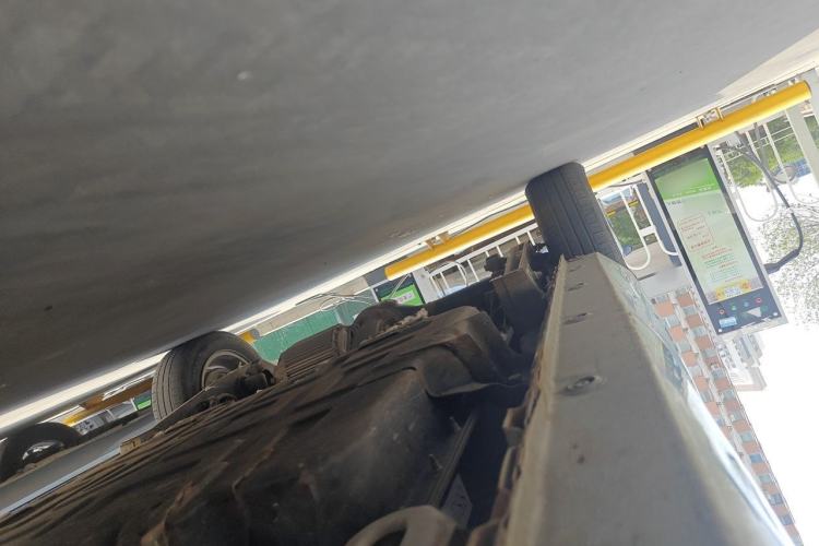Used Wuling Hongguang MINIEV 2020 Enjoyment Model Lithium Iron Phosphate Chassis Front Right