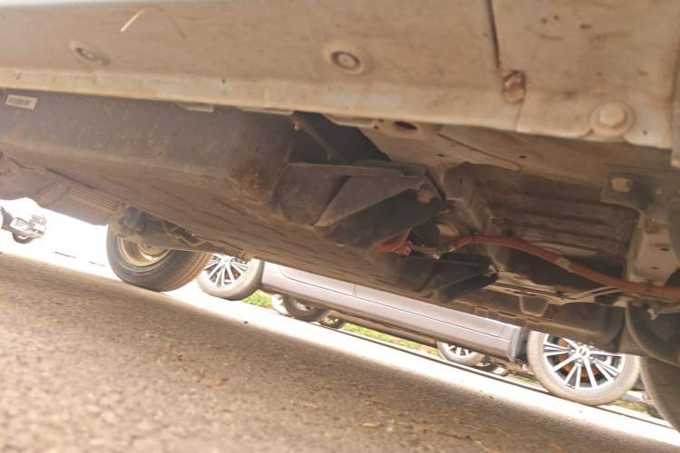 Used Wuling Hongguang MINIEV 2020 Zizai Version Lithium-NMC Chassis Front Right
