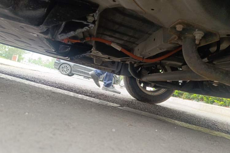Used Wuling Hongguang MINIEV 2020 Zizai Version Lithium-NMC Chassis Front Right