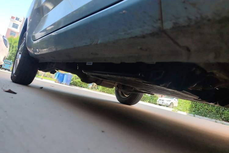 Used Wuling Hongguang MINIEV 2020 Zizai Version Lithium-NMC Chassis Front Right