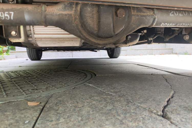 Used Wuling Hongguang MINIEV 2020 Zizai Version Lithium-NMC Chassis Rear