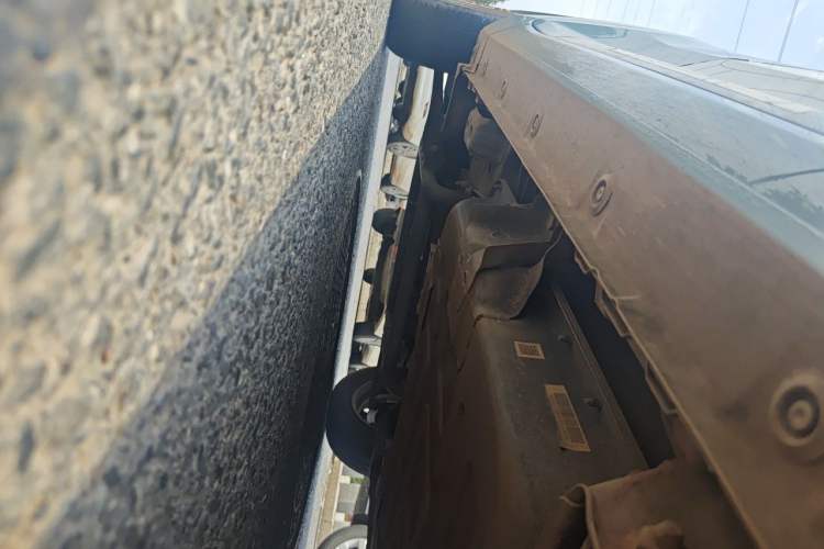 Used Wuling Hongguang MINIEV 2020 Zizai Version Lithium-NMC Chassis Rear Left