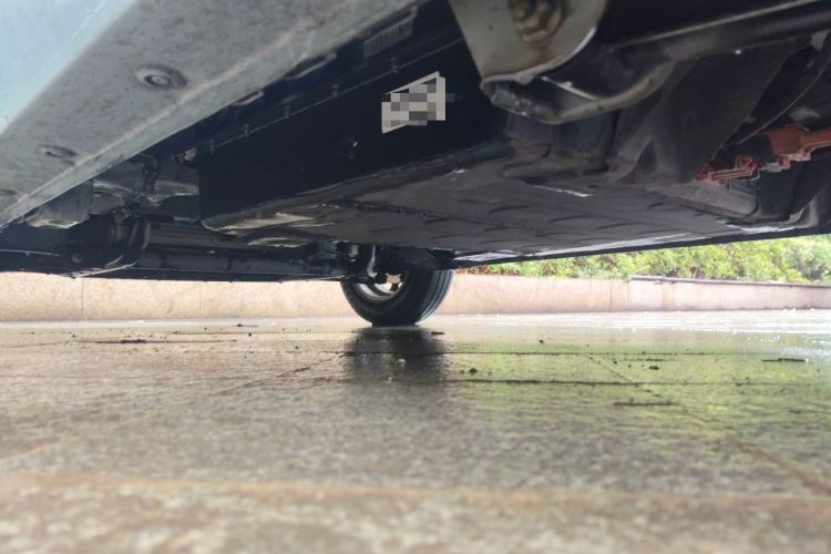 Used Wuling Hongguang MINIEV 2020 Zizai Version Lithium-NMC Chassis Rear Left