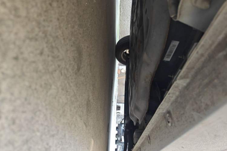 Used Wuling Hongguang MINIEV 2020 Enjoyment Model Lithium Iron Phosphate Chassis Rear Right