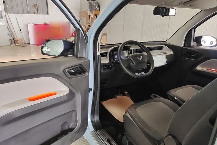 Used Wuling Hongguang MINIEV 2020 Zizai Version Lithium-NMC Driver Seat