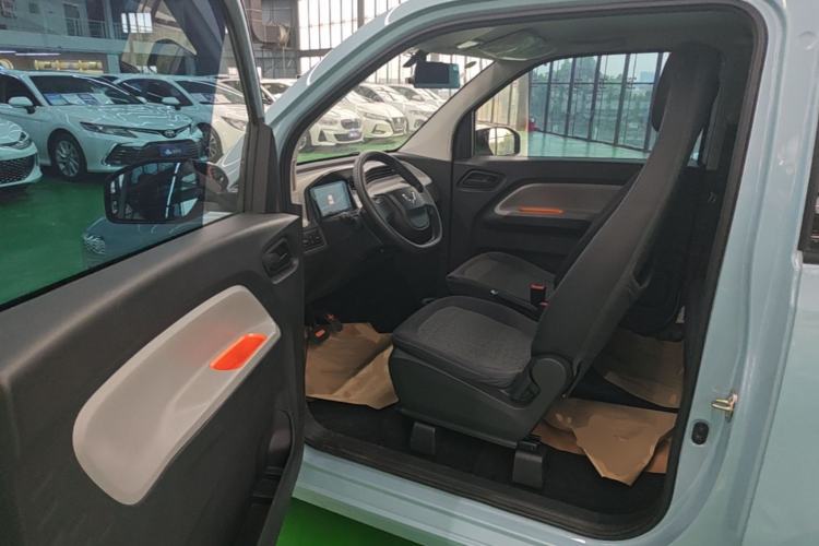 Used Wuling Hongguang MINIEV 2020 Freedom Version Lithium Iron Phosphate Driver Seat