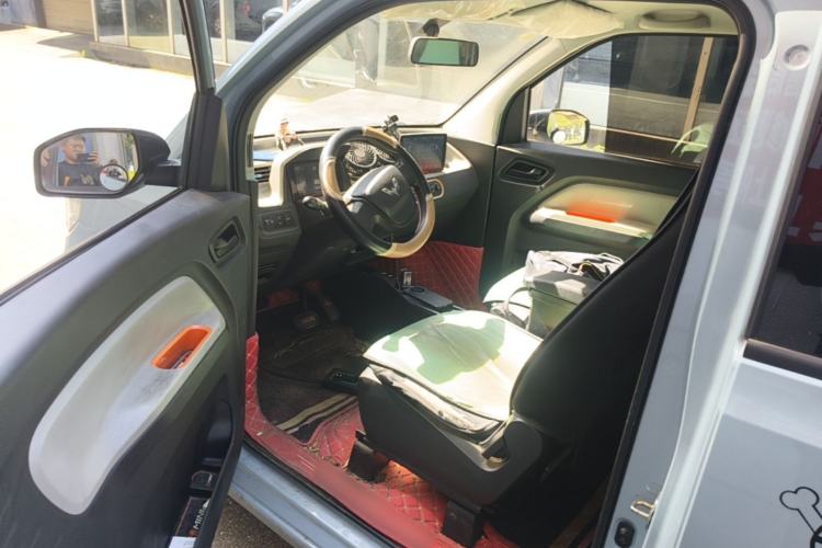 Used Wuling Hongguang MINIEV 2020 Freedom Version Lithium Iron Phosphate Driver Seat