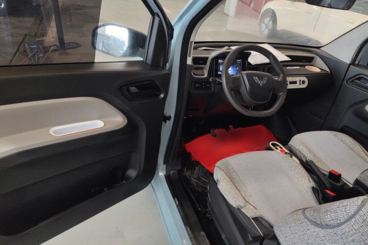 Used Wuling Hongguang MINIEV 2020 Freedom Version Lithium Iron Phosphate Driver Seat