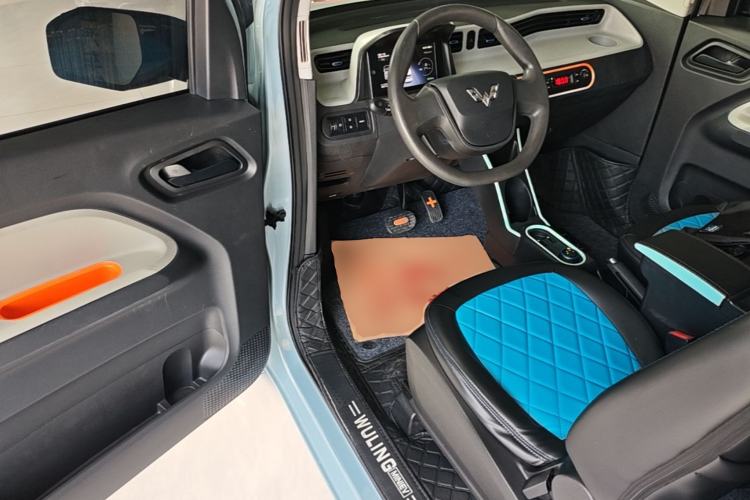 Used Wuling Hongguang MINIEV 2020 Freedom Version Lithium Iron Phosphate Driver Seat