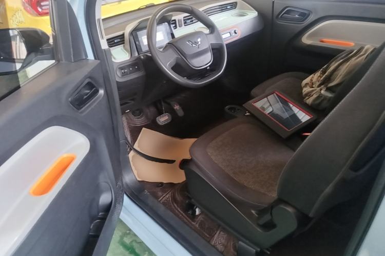 Used Wuling Hongguang MINIEV 2020 Easy Version Lithium-Ion Battery Driver Seat