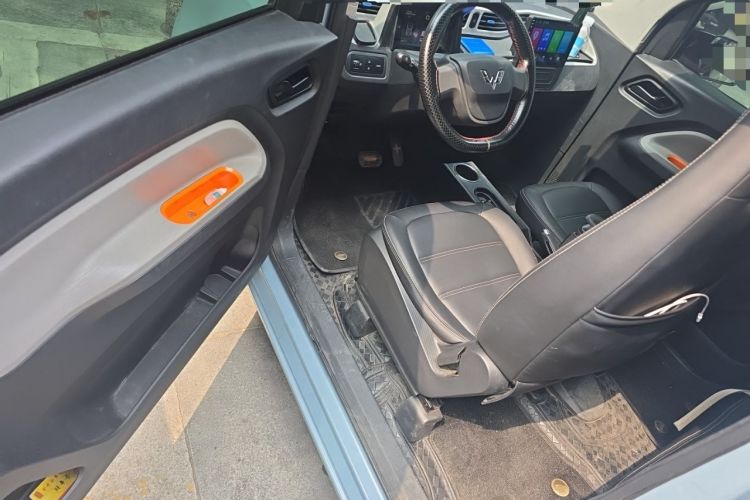 Used Wuling Hongguang MINIEV 2020 Enjoyment Model Lithium Iron Phosphate Driver Seat