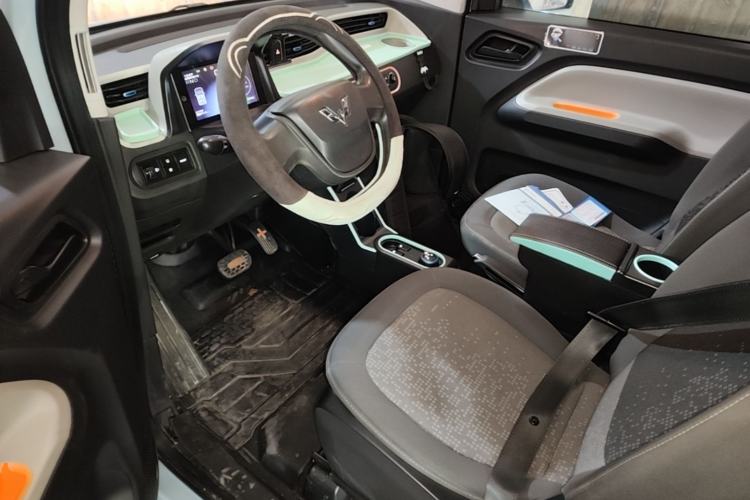 Used Wuling Hongguang MINIEV 2020 Freedom Version Lithium Iron Phosphate Driver Seat