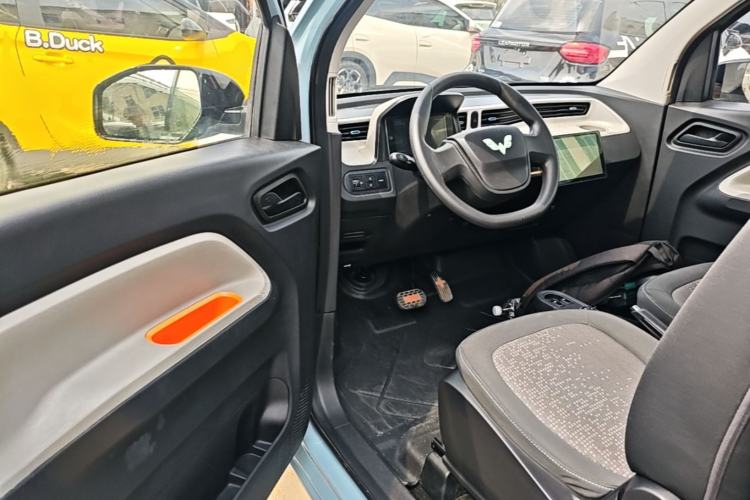 Used Wuling Hongguang MINIEV 2020 Freedom Version Lithium Iron Phosphate Driver Seat