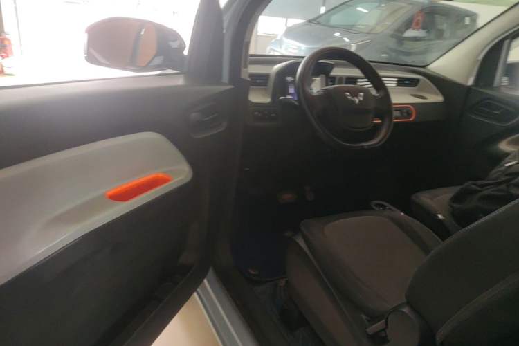Used Wuling Hongguang MINIEV 2020 Freedom Version Lithium Iron Phosphate Driver Seat