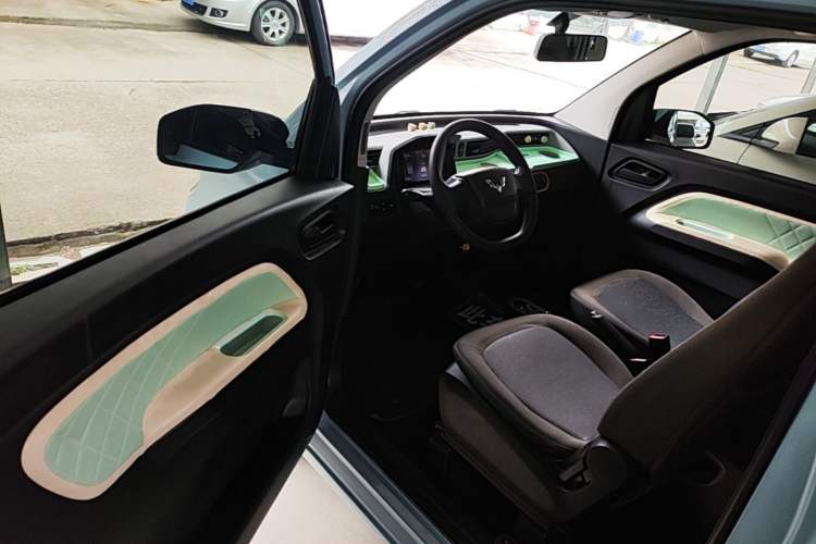 Used Wuling Hongguang MINIEV 2020 Enjoy Edition Lithium-Ion Battery Driver Seat