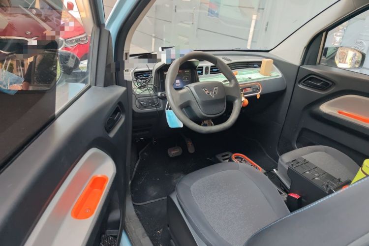 Used Wuling Hongguang MINIEV 2020 Enjoyment Model Lithium Iron Phosphate Driver Seat