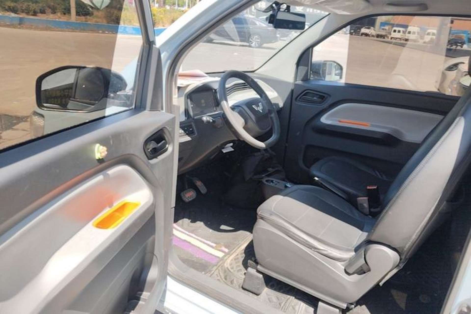 Used Wuling Hongguang MINIEV 2020 Freedom Version Lithium Iron Phosphate Driver Seat