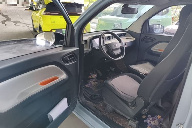 Used Wuling Hongguang MINIEV 2020 Freedom Version Lithium Iron Phosphate Driver Seat