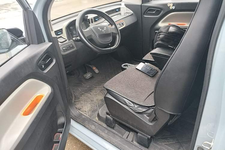Used Wuling Hongguang MINIEV 2020 Enjoy Edition Lithium-Ion Battery Driver Seat