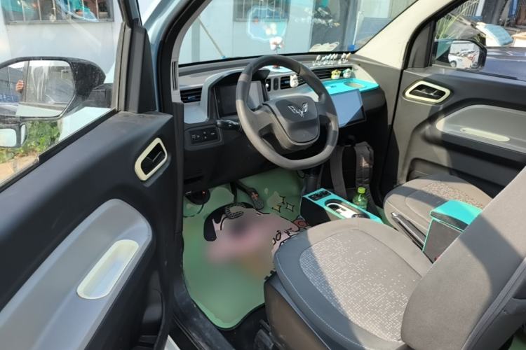Used Wuling Hongguang MINIEV 2020 Freedom Version Lithium Iron Phosphate Driver Seat