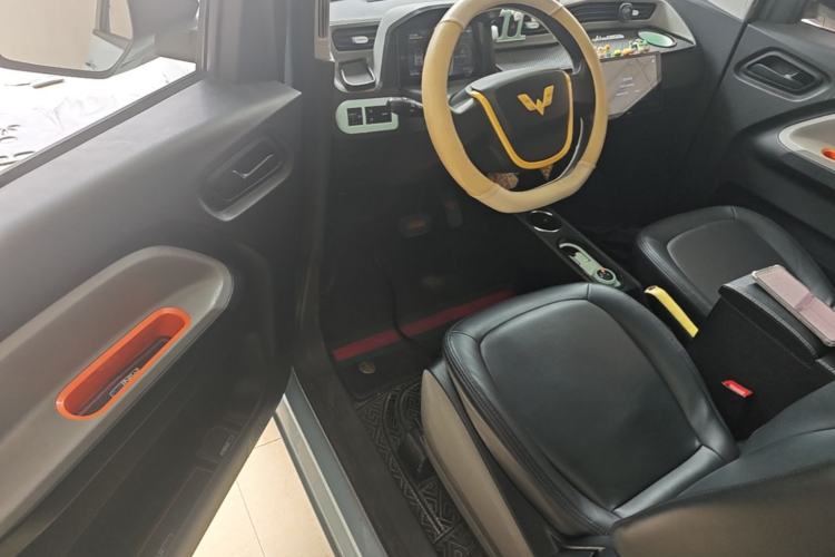 Used Wuling Hongguang MINIEV 2020 Enjoyment Model Lithium Iron Phosphate Driver Seat