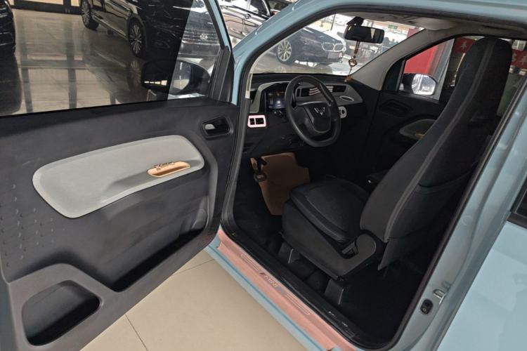 Used Wuling Hongguang MINIEV 2020 Enjoyment Model Lithium Iron Phosphate Driver Seat