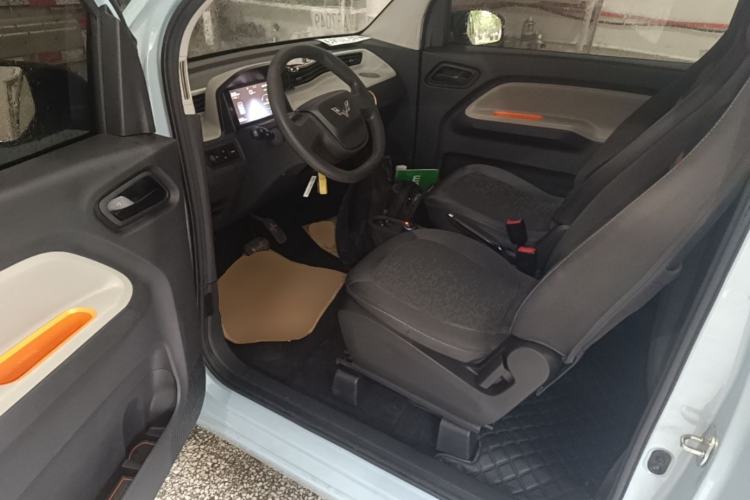 Used Wuling Hongguang MINIEV 2020 Freedom Version Lithium Iron Phosphate Driver Seat