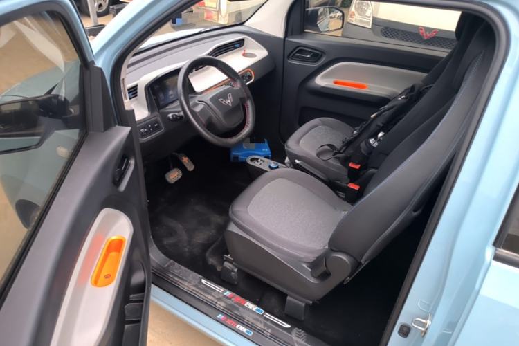 Used Wuling Hongguang MINIEV 2020 Freedom Version Lithium Iron Phosphate Driver Seat