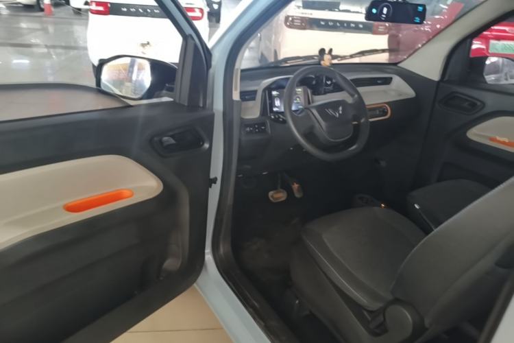 Used Wuling Hongguang MINIEV 2020 Enjoyment Model Lithium Iron Phosphate Driver Seat