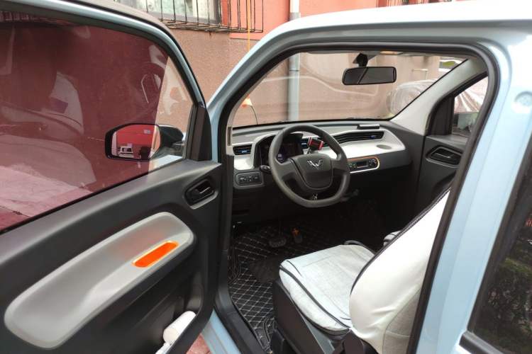 Used Wuling Hongguang MINIEV 2020 Enjoy Edition Lithium-Ion Battery Driver Seat