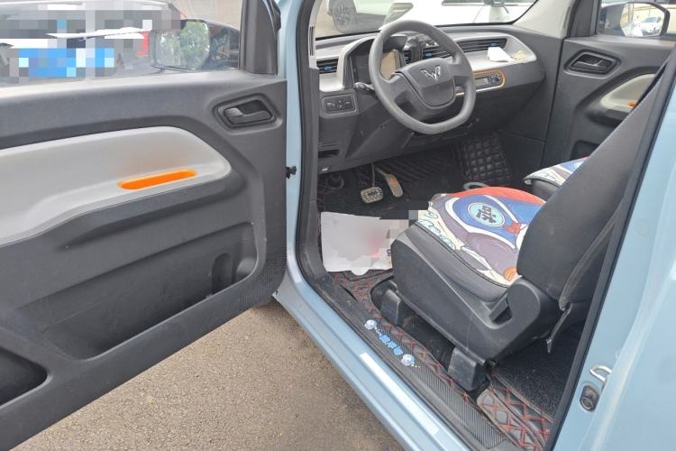 Used Wuling Hongguang MINIEV 2020 Zizai Version Lithium-NMC Driver Seat