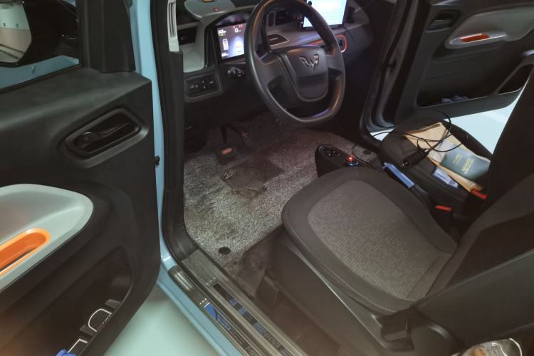 Used Wuling Hongguang MINIEV 2020 Freedom Version Lithium Iron Phosphate Driver Seat