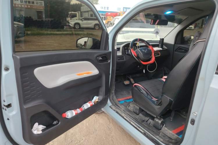Used Wuling Hongguang MINIEV 2020 Enjoyment Model Lithium Iron Phosphate Driver Seat