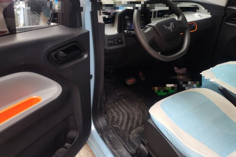 Used Wuling Hongguang MINIEV 2020 Freedom Version Lithium Iron Phosphate Driver Seat