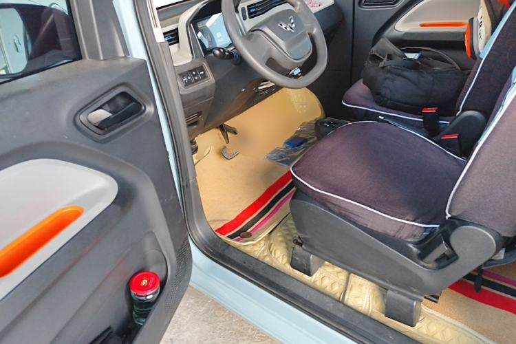 Used Wuling Hongguang MINIEV 2020 Enjoyment Model Lithium Iron Phosphate Driver Seat