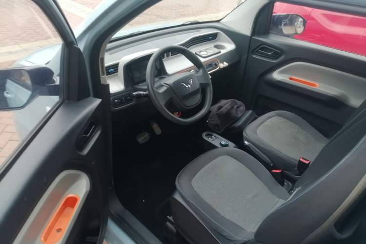 Used Wuling Hongguang MINIEV 2020 Enjoy Edition Lithium-Ion Battery Driver Seat