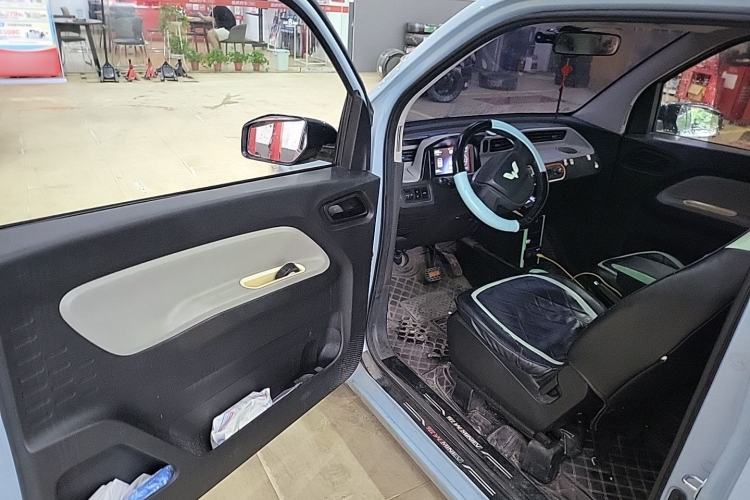 Used Wuling Hongguang MINIEV 2020 Enjoyment Model Lithium Iron Phosphate Driver Seat