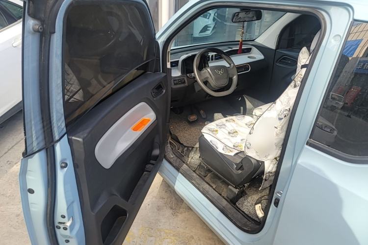 Used Wuling Hongguang MINIEV 2020 Enjoyment Model Lithium Iron Phosphate Driver Seat