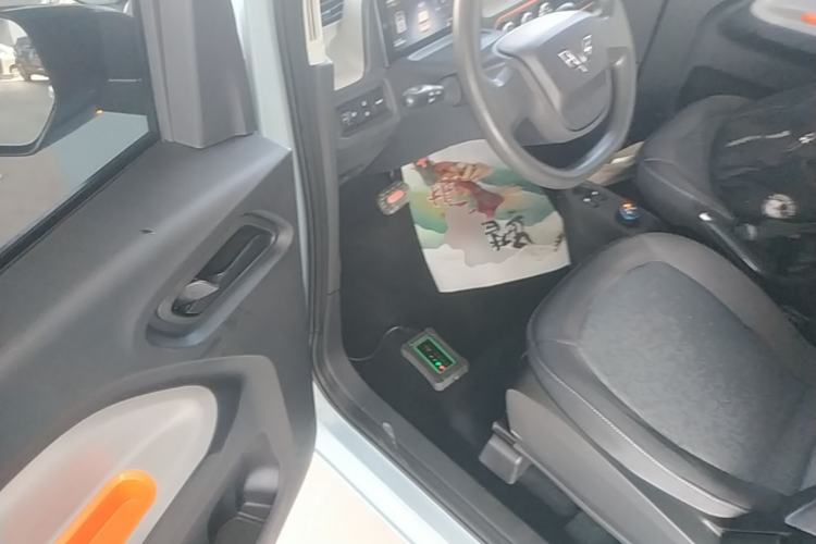 Used Wuling Hongguang MINIEV 2020 Enjoyment Model Lithium Iron Phosphate Driver Seat