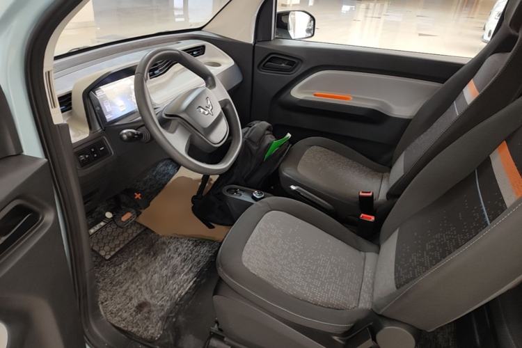 Used Wuling Hongguang MINIEV 2020 Freedom Version Lithium Iron Phosphate Driver Seat