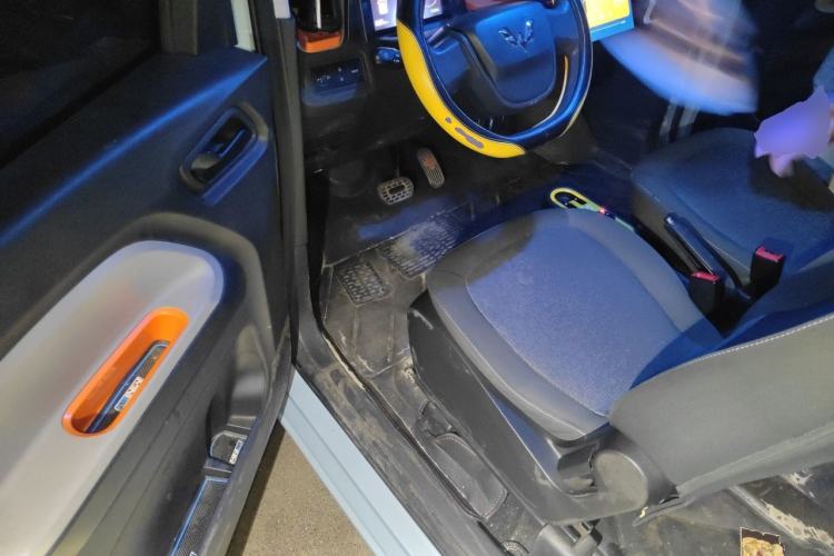 Used Wuling Hongguang MINIEV 2020 Enjoy Edition Lithium-Ion Battery Driver Seat