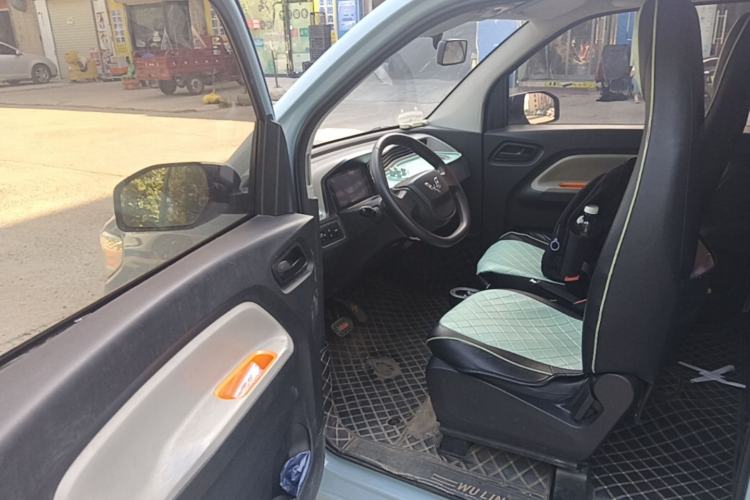 Used Wuling Hongguang MINIEV 2020 Zizai Version Lithium-NMC Driver Seat
