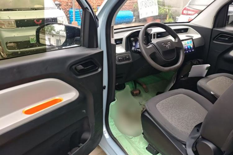 Used Wuling Hongguang MINIEV 2020 Enjoyment Model Lithium Iron Phosphate Driver Seat